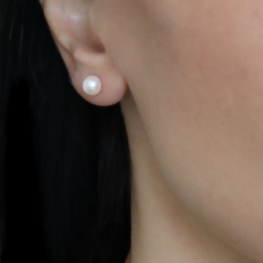 Violett עגילי פנינה כסף