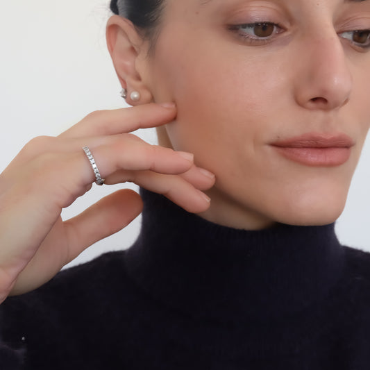 Violett עגילי פנינה כסף